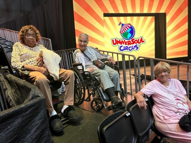 Photo Tour 2026 Residents Ready For Circus
